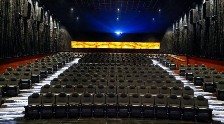 Push Back Multiplex Home Cinema Reclining Cinema Movie Auditorium Theater Sofa