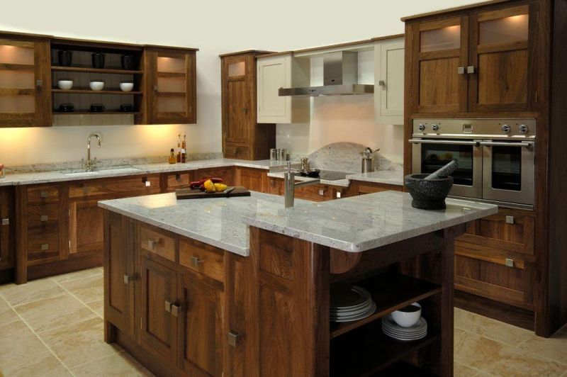 European Solid Wood Professional High Gloss Cabinets MDF Lacquer Wooden Kitchen Furniture