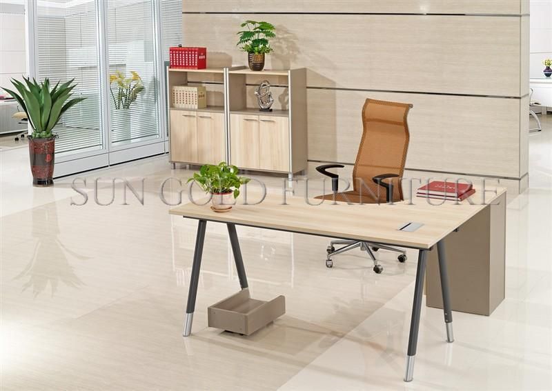 Factory Outlet Selling Office Wooden Steel Negotiation Table (SZ-ODT663)