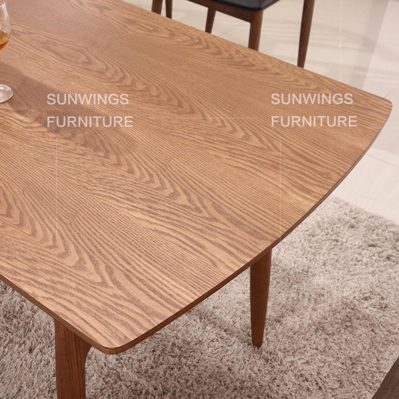 Solid Wood / MDF Veneer Dining Table Walnut Color Accept Customized