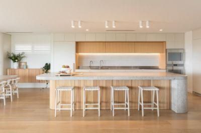 Expansive L-Shaped Natural Easy Install Plywood Carcass Wholesale Kitchen Cabinets