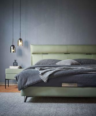 2021 New Bed Bedroom Furniture Sets Genuine Leather Bed King Bed Gc2117