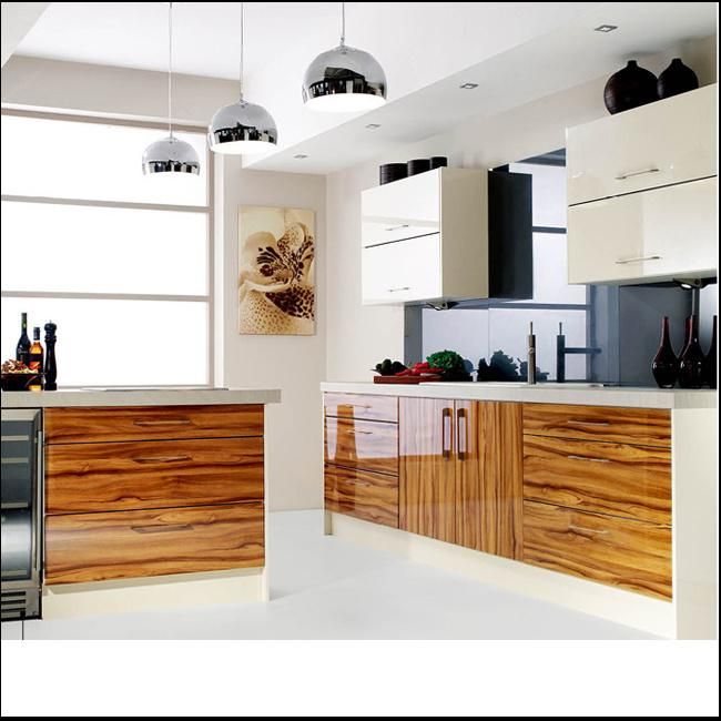 2015 New Design Wooden UV Kitchen Furniture (FY2548)