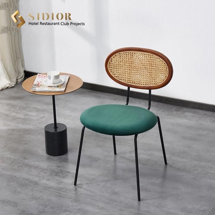 Dining Room Furniture Modern Wooden Chair with Padded Seat