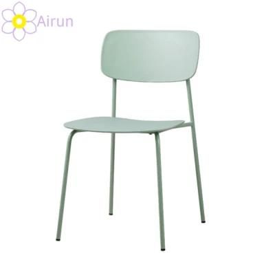 New Design PP/PU Seat Cafe Chair with Metal Legs Plastic Chair for Dining Hall Cheap Training Chair