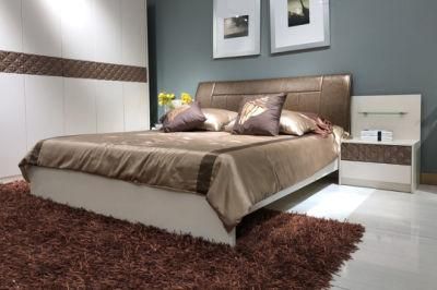 Hotel Furniture Factory Modern Wooden Leather Bed in King Size