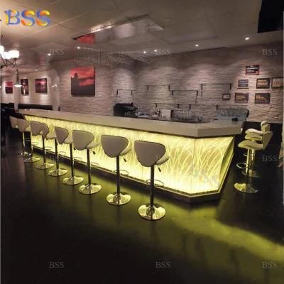 10 Bar Stools Creative Bar Counter Design for Restaurant