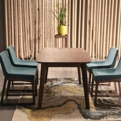 Nordic Design Solid Ash Wooden Dining Table and Chairs for Small Size Apartment