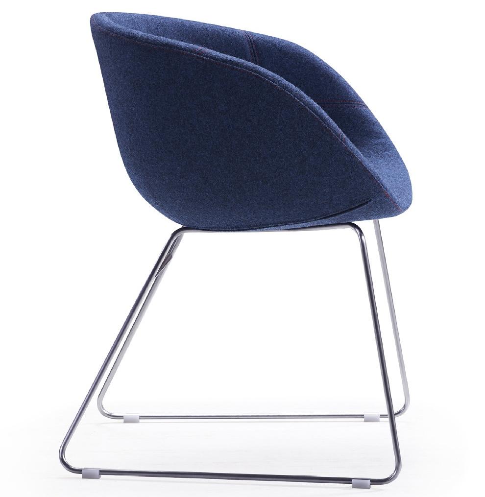 New Design Simplified Italian Designer Injection Foam Fabric Chair