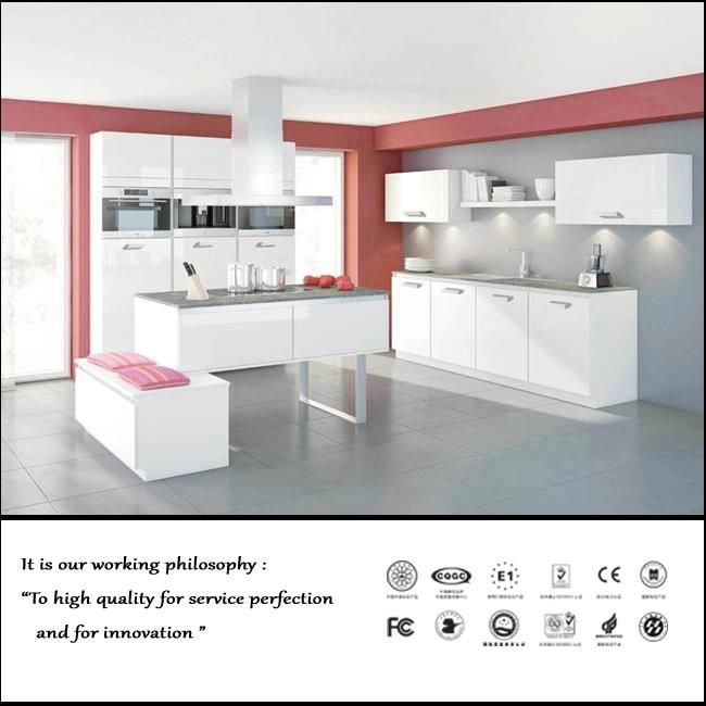 Modern Style Plain UV Colour Kitchen Cabinet (ZH067)