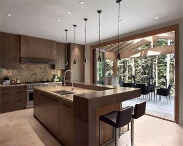 Custom Contemporary High End Wood Veneer Kitchen Cabinet with Kitchen Island