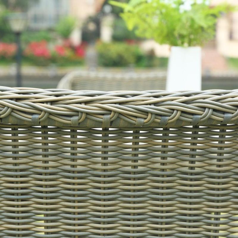 China Factory High Quality Outdoor Furniture Rattan Table and Chair
