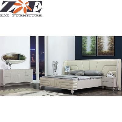 Modern MDF and Solid Wood PU Painting Bed with Soft Headboard