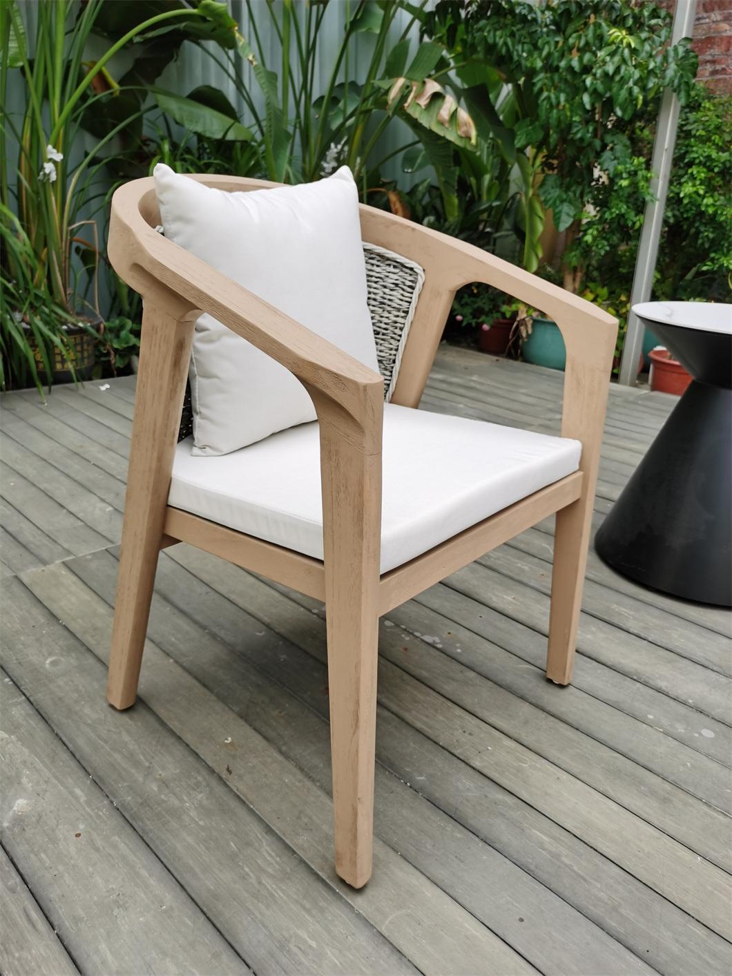 Modern Style Wooden Outdoor Garden Patio Outdoor Rattan Furniture Chair