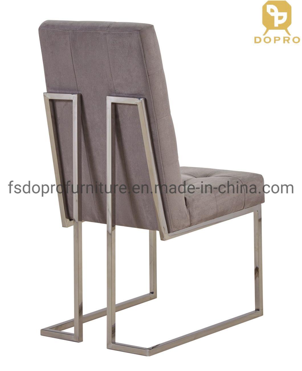 Modern Design Simple Style Velvet Metal Leg Dining Chair for Home, Cafe, Hotel