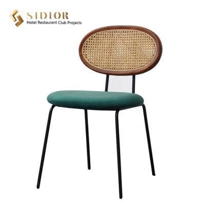 Dining Room Furniture Modern Wooden Chair with Padded Seat