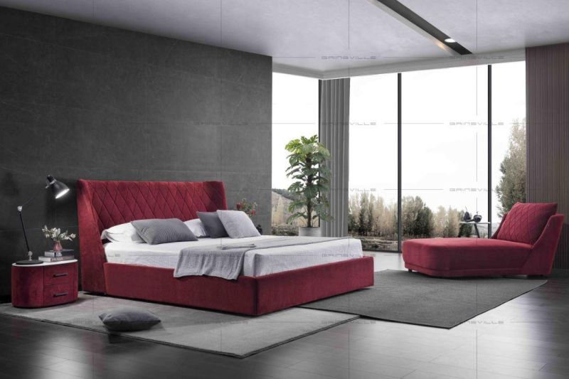 Luxury Bedroom Furniture Sofa Bed Wall Bed King Bed Gc1825