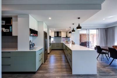 Home Interior Design Light Green Medium Drawer U-Shaped Large Modern Fitted Kitchen Oven Cabinets