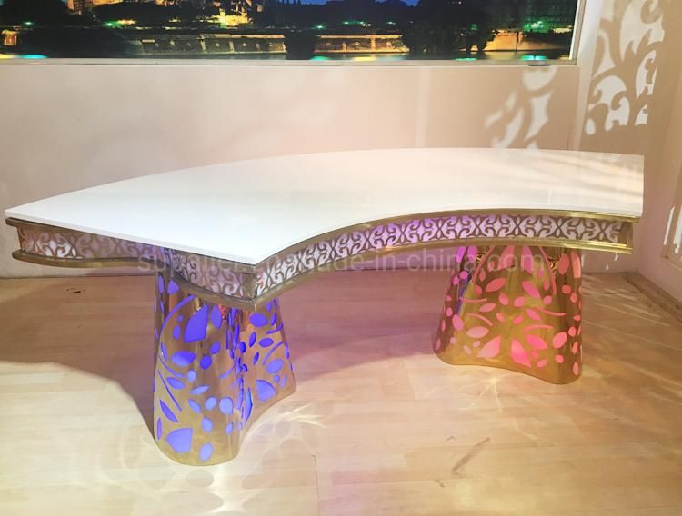 Hotel Banquet Hall Dining Furniture Half Moon Illuminated Restaurant Table