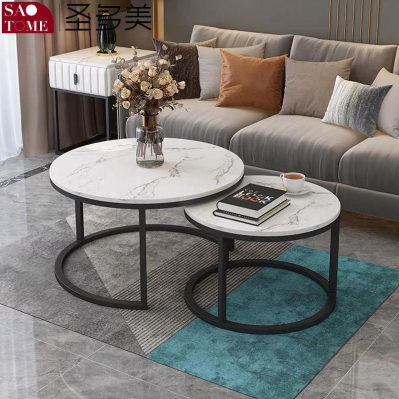 Creative Minimalist Coffee Table in Living Room